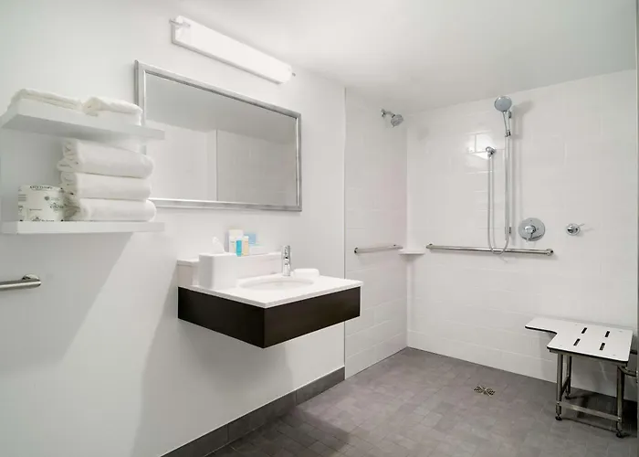 King Suite Mobility accessible